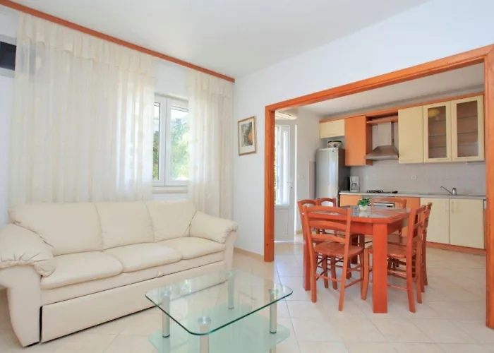 Jakica Apartman *
